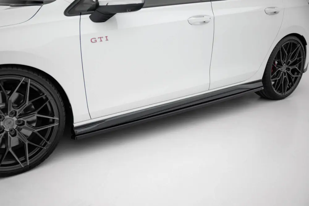 Top Prodej Maxton Design difuzory pod boční prahy ver.4 pro Volkswagen Golf GTI Mk8, Mk8 Facelift, černý lesklý plast ABS, vč. Clubsport